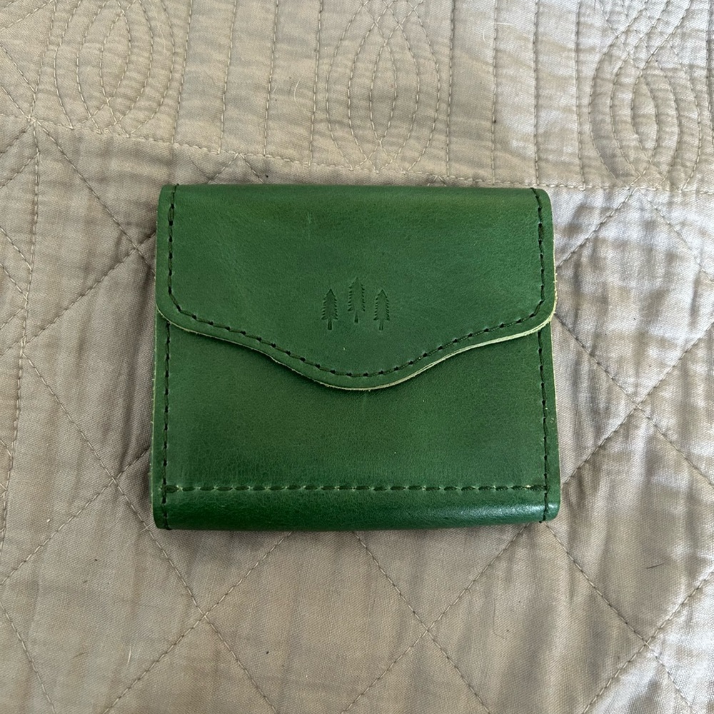 Portland Leather Goods (PLG) Cowboy Mint Small Bozeman Wallet - EUC